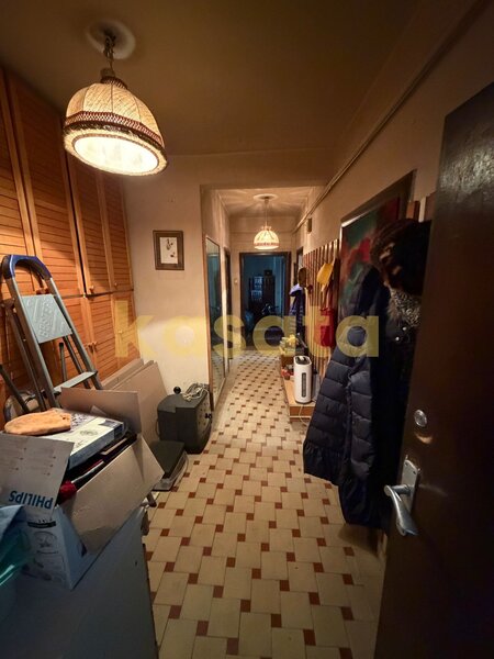 Apartament de vanzare | Ultracentral | 3 camere | Garaj | Boxa